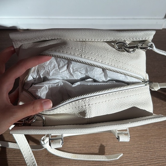 Marc Jacobs Mini Cruiser Bag - Picture 4 of 4